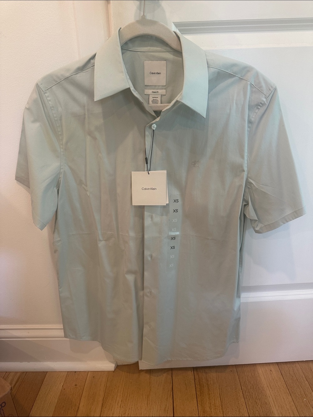 Calvin Klein Men’s Short-Sleeve Button-Down Shirt in Light Sage
